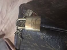 Geanta Louis Vuitton foto