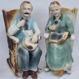 Bunica si bunicul - set bibelouri portelan mat romanesc , vechi, vintage