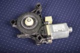 Motor macara geam ușă st&acirc;nga față AUDI Q7 4M 2015 OEM: 8W0959802 2660776