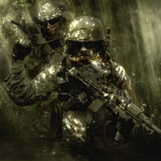 Fototapet de perete autoadeziv si lavabil Portrait64 Soldati in jungla, 220 x 135 cm