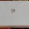 Apple iBook G4 MODEL A1054 , FUNCTIONEAZA .SE VINDE CU INCARCATOR !