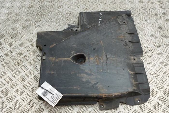 Scut motor dreapta spate LAND ROVER RANGE ROVER EVOQUE L538 2018 OEM: EJ32-104C20-AB | 31540469