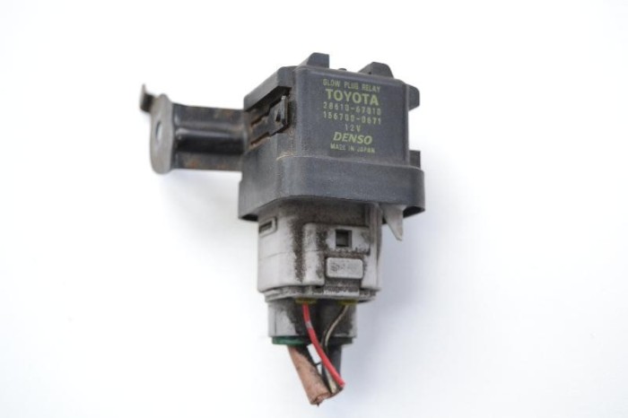Bujie incandescentă LEXUS IS II GSE2_, ALE2_, USE2_ 2006 OEM: 28610-67010,156700-0671 2251884