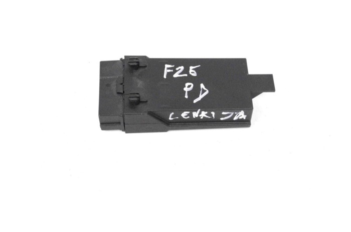 Unitate de control scaun dreapta față BMW X3 F25 2012 OEM: 9216468 16435295