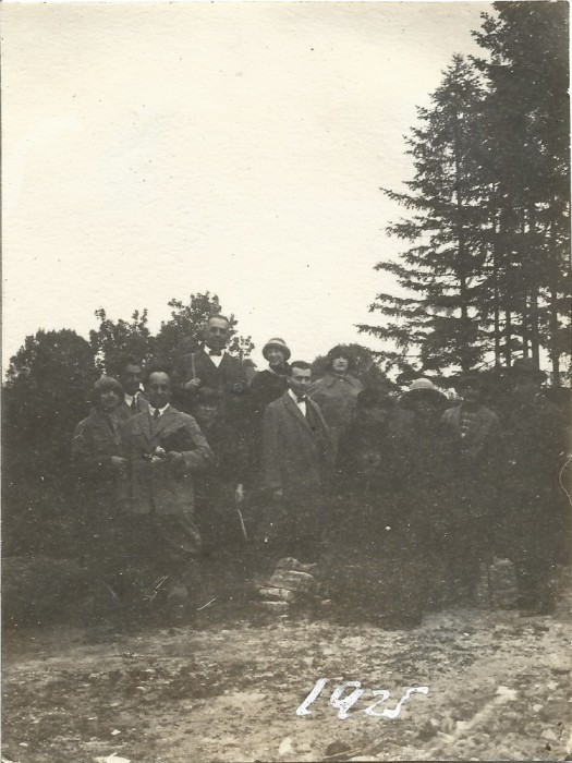 A3920N Lucian Blaga, Caius Brediceanu și membri ai familiei Dobrin, Lugoj, 1925, FOTOGRAFIE MICĂ