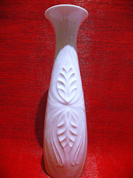 VAZA PORTELAN ROYAL KPM BAVARIA LUCRATA MANUAL 25 CM