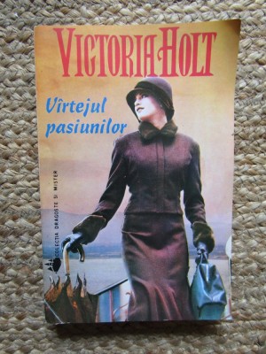 VARTEJUL PASIUNILOR-VICTORIA HOLT foto