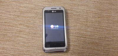 Telefon touch Rar LG Arena KM900 Silver Liber retea Livrare gratuita! foto