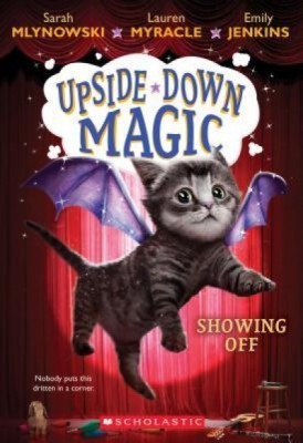 Showing Off (Upside-Down Magic #3) foto