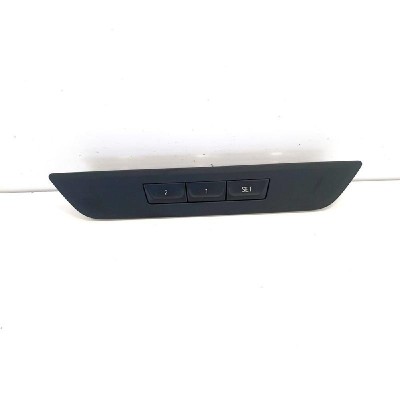 Buton de control scaun dreapta BMW 5 G30 2017 OEM: 18347910,6826749 10825973 foto