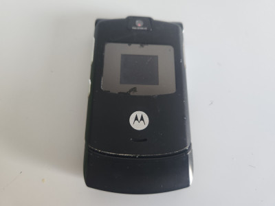 Telefon Motorola V3 folosit pentru piese foto