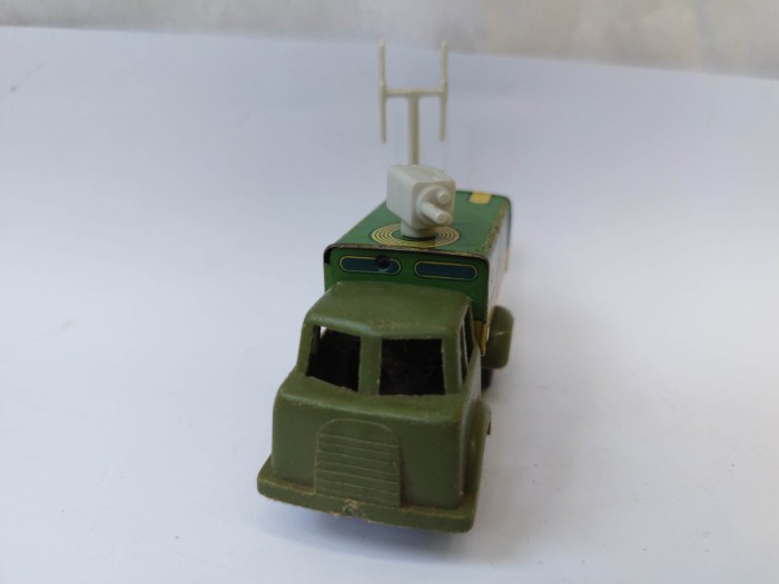 bnk jc Wells-Brimtoy TV Outside Broadcasting Truck - rara