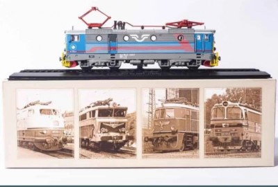 se vinde macheta locomotiva Rc3 Nr. 1027 atlas Model foto