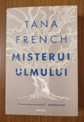 Misterul ulmului - Tana French foto