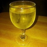 vand vin si tescovina struguri Valea Calugareasca