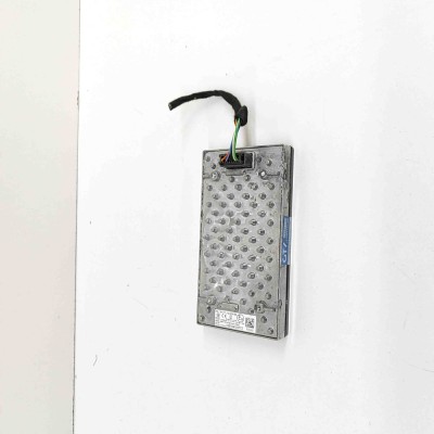 Stație de &amp;icirc;ncărcare wireless FORD PUMA J2K, CF7 2022 OEM: M1TT-19J235-BA foto