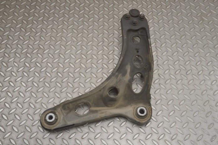 Braț inferior dreapta față RENAULT TRAFIC III Minibus / passenger JG_ 2021 OEM: 8200688035,93859695 20502445