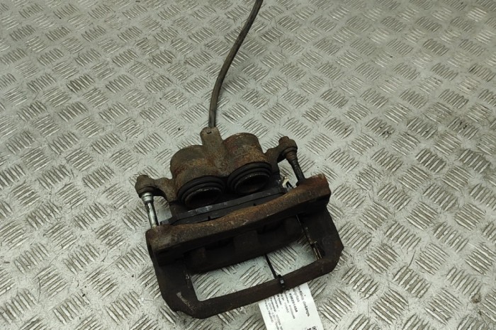 Etrier de fr&acirc;nă dreapta față NISSAN NP300 NAVARA Pick-up D23 2017 OEM: 41001-4JA0B 30291454