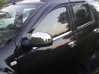 Capace de oglinzi cromate Dacia Duster 2010-2011 foto