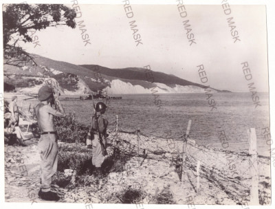 5335 - CONSTANTA, Graniceri romani la Marea Neagra - old Press Photo foto