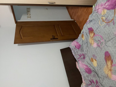 vand apartament 2 camere 40000 euro negociabil zona Aleea Nehoiu foto