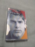 Cumpara ieftin CASETA AUDIO RICKY MARTIN - VUELVE ORIGINALA RARA!!, Rap