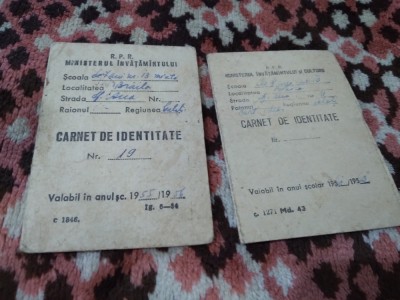 LOT 2 CARNETE DE IDENTITATE VECHI foto