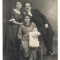 AD 1732 C.P.VECHE- FAMILIE CU PRUNC, IN TINUTA DE EPOCA- INDOITA LA UN COLT