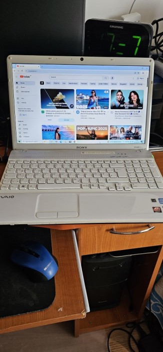 LEPTOP SONY VAIO , PROCESOR INTEL CORE i3/2400 GHz/RAM 4GB/SSD 120 GB ( NOU NOUT ) WIN 10 INSTALAT RECENT , SE VINDE CU INCARCATOR .