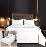 Lenjerie Pat Damasc Alb 4 Piese Bumbac - Husa pilota 200x230 Cearceaf 240x250 Fete perna 55x75