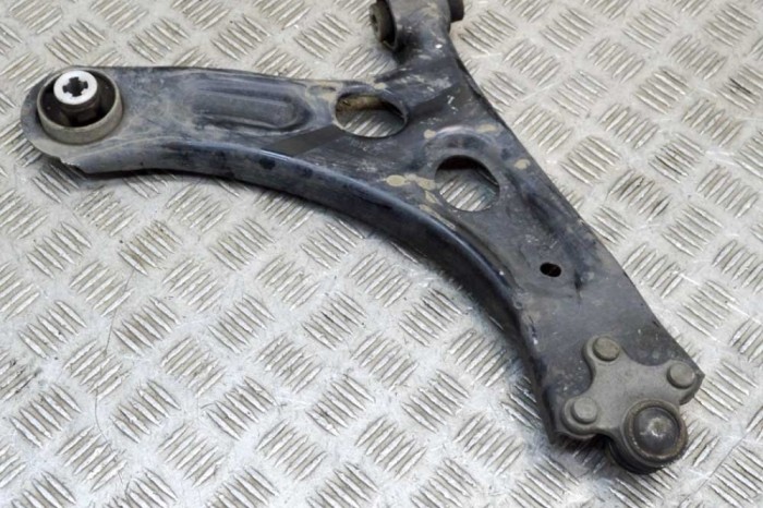 Braț inferior st&acirc;nga față OPEL CORSA F 2021 OEM: 9850673680 18062348
