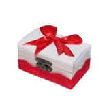 Cumpara ieftin Cutiuta Cufar Din Lemn Pentru Prima Suvita a Bebelusului, Rosu cu Dantela - CPS09