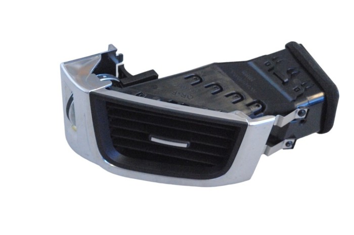 Gura de ventilație planșa de bord JAGUAR E-PACE X540 2018 OEM: J9C3-018B08-A | 25575888