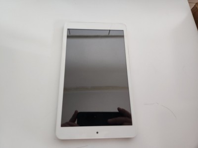 Tableta Allview Impera i8 folosita foto