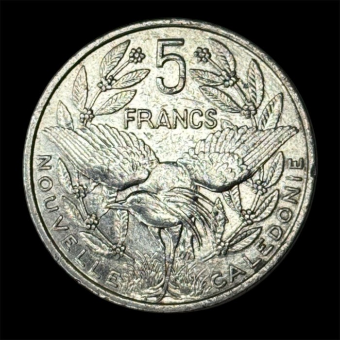 NOUA CALEDONIE 5 FRANCI CFP 2011 , KM 16 , XF
