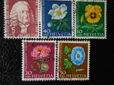 Serie timbre flora flori plante Elvetia stampilate timbre filatelice postale foto