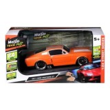 MAISTO MASINUTA CU TELECOMANDA 2.4GHz FORD MUSTANG GT 1967 SCARA 1 LA 24