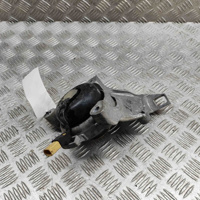 Suport motor dreapta AUDI Q7 4M 2017 OEM: 4M0399202E 29921845