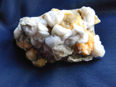 Specimen minerale - FLOROCALCIT BICOLOR (C9) foto