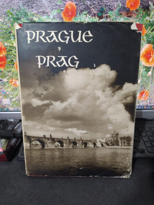 Prague, Prag, album Karel Plicka, text Zdenek Wirth, Artia, 229 foto