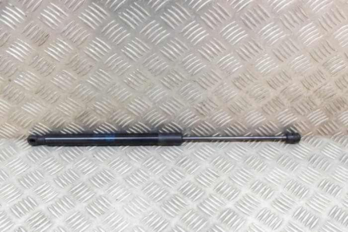 Amortizor haion dreapta AUDI Q3 8U 2013 OEM: 8U0827552A 15417784
