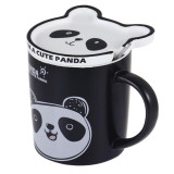 Cumpara ieftin Cana cu capac din ceramica si lingurita Pufo Happy Panda pentru cafea sau ceai, 300 ml