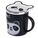 Cana cu capac din ceramica si lingurita Pufo Happy Panda pentru cafea sau ceai, 300 ml