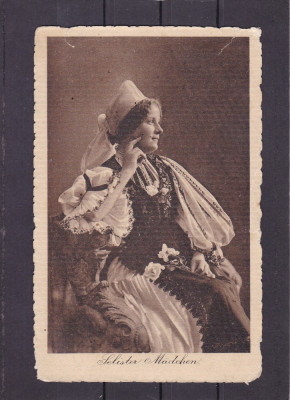 TANARA IN COSTUM NATIONAL ROMAN DIN SIBIU E.FISCHER SIBIU 1912 foto