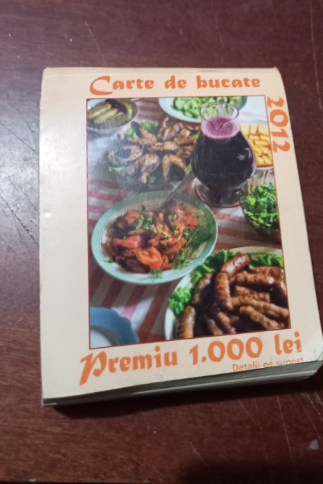 CARTE DE BUCATE TIP CALENDAR
