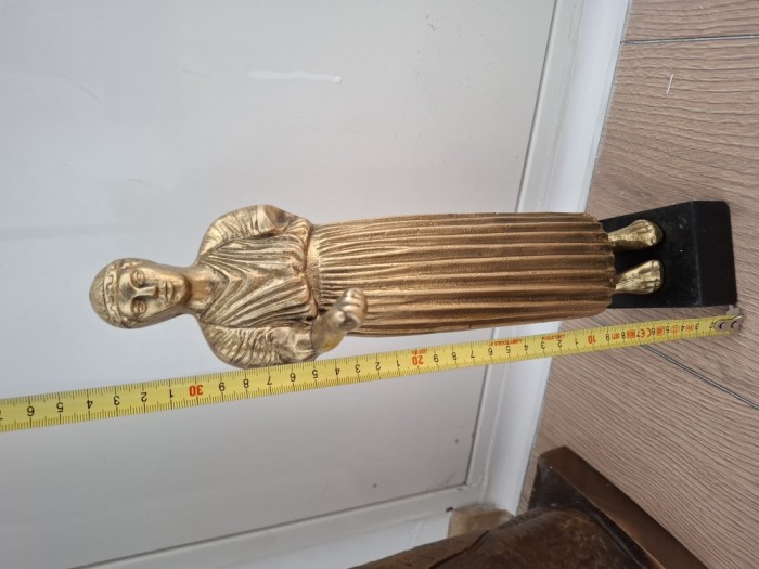 Cerșetorul din erusalim din bronz
