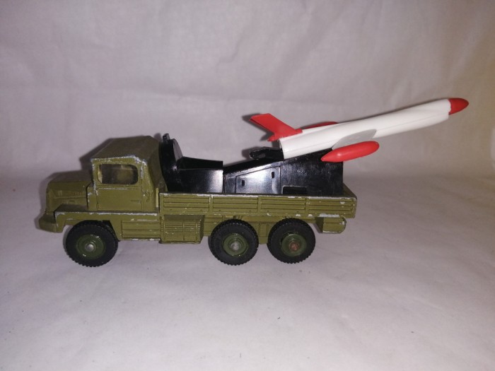 bnk jc Dinky 620 Berliet Missile Launcher