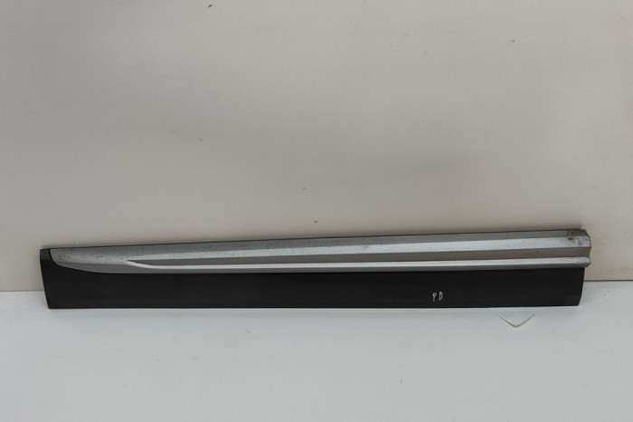 Bandou inferior ușă dreapta față AUDI Q5 FY 2021 OEM: 80A853960G | 28536497