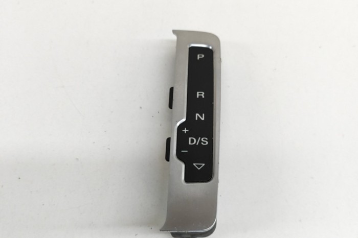 Indicator de schimbare a treptelor de viteză AUDI A5 Cabrio 8F7 2015 OEM: 8R2713463 24632316