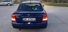 opel astra foto